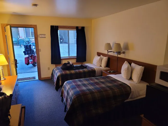 Two Wheel Inn 4