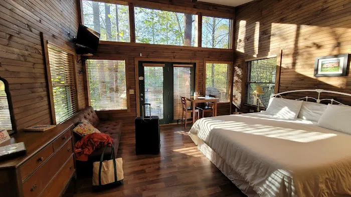River's Edge Treehouse Resort 4