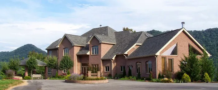 Gleanings Resort 4