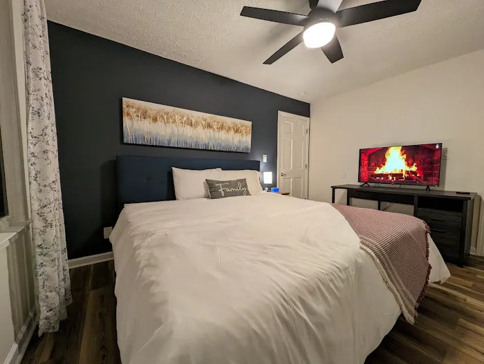 Colony Suite 4