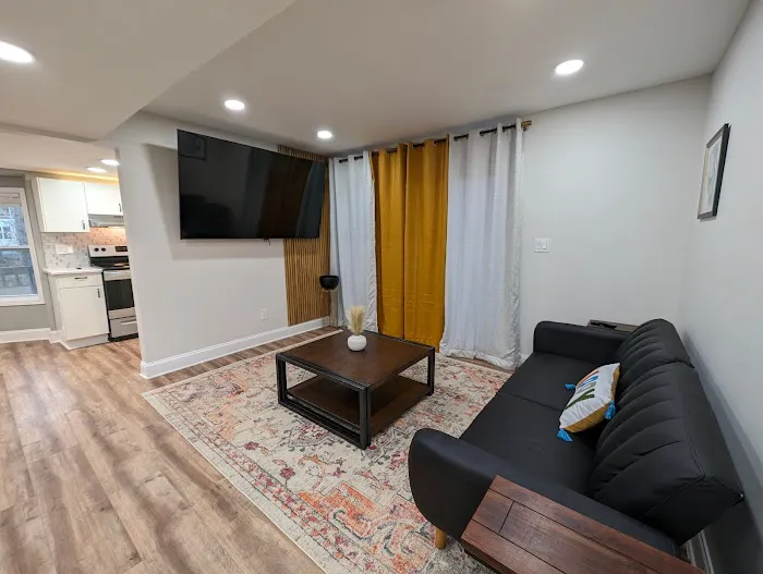 Colony Suite 4