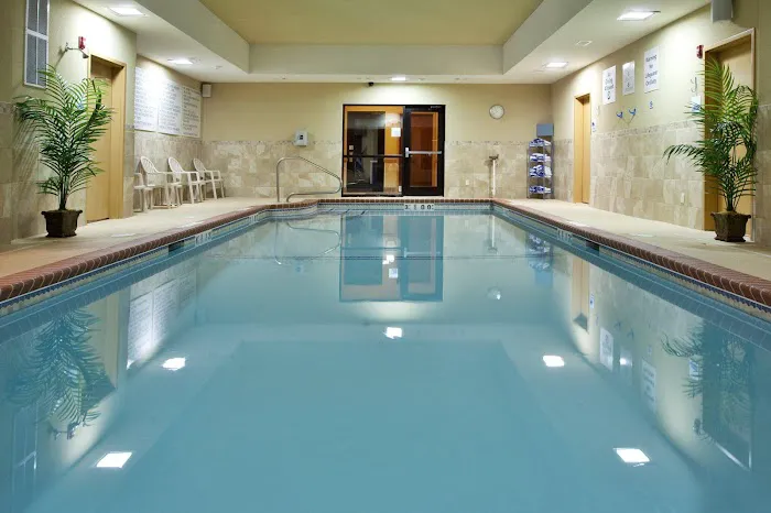 Holiday Inn Express & Suites Lavonia by IHG 4