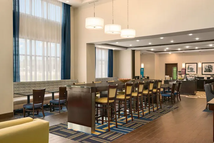 Hampton Inn & Suites Lavonia 4