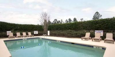 Days Inn by Wyndham Seneca / Clemson Area