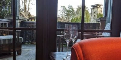 Falls Cottages Old Edwards Inn