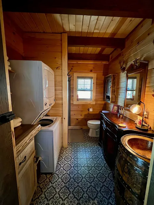 TheDreamRoom-CabinRental 4