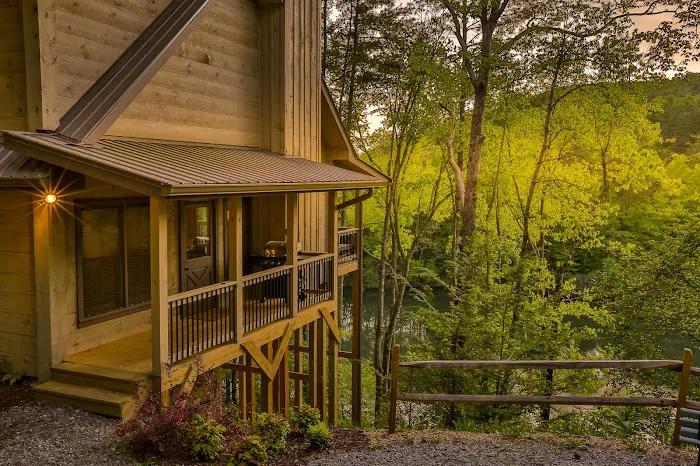 Lakeside Manor 4