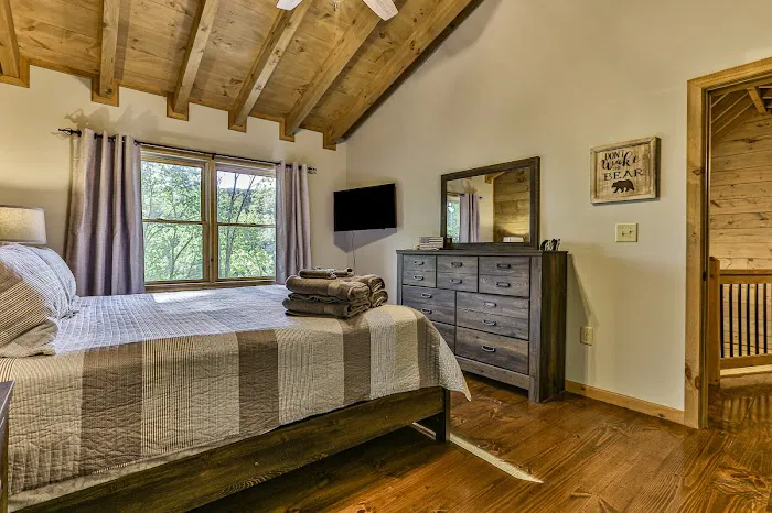 Lakeside Manor 4