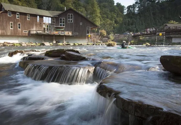 The Lodge Nantahala River 4