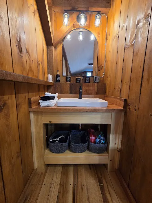Lazy T Cabins 4