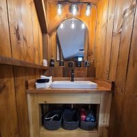 Lazy T Cabins ico