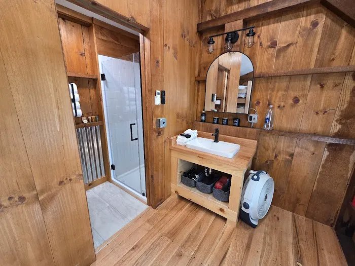 Lazy T Cabins 4