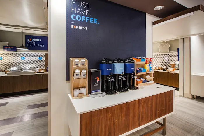Holiday Inn Express & Suites Atlanta N - Woodstock by IHG 4