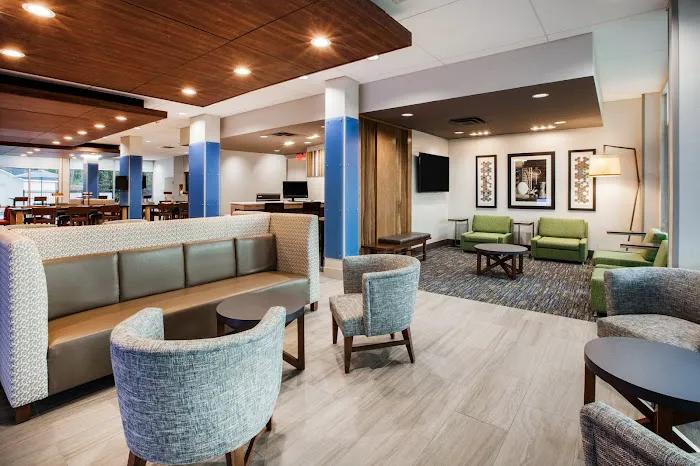 Holiday Inn Express & Suites Atlanta N - Woodstock by IHG 4