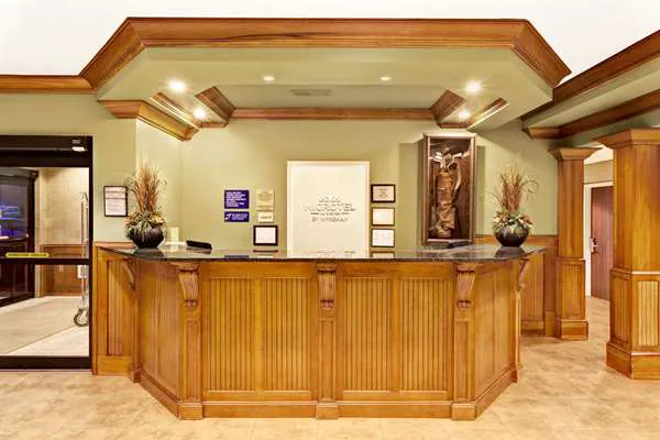 Microtel Inn & Suites by Wyndham Woodstock/Atlanta North 4
