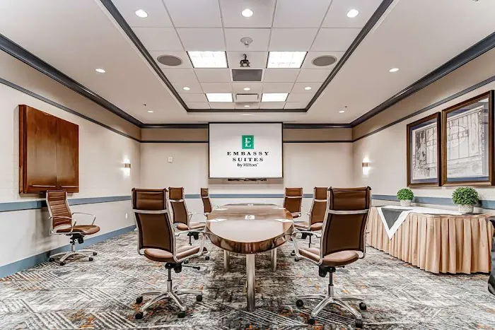 Embassy Suites by Hilton Atlanta Kennesaw Town Center 5