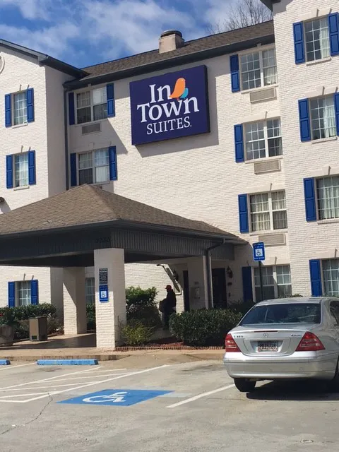 InTown Suites Extended Stay Atlanta GA - Marietta Roswell Rd 4