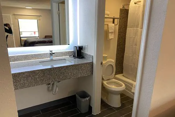 Super 8 by Wyndham Marietta/West/Atl Area 4