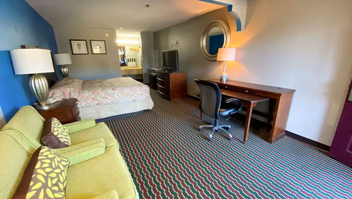 Magnuson Hotel Marietta 4