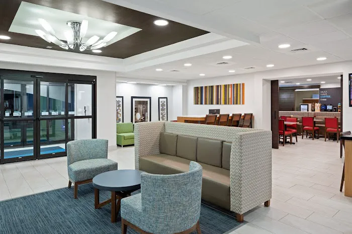 Holiday Inn Express Atlanta-Kennesaw by IHG 5