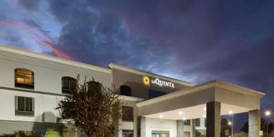 La Quinta Inn & Suites by Wyndham Kennesaw