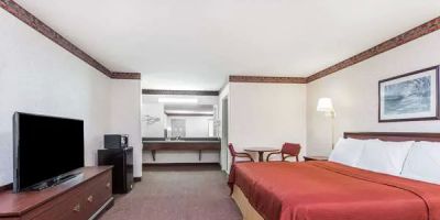Days Inn by Wyndham Royston