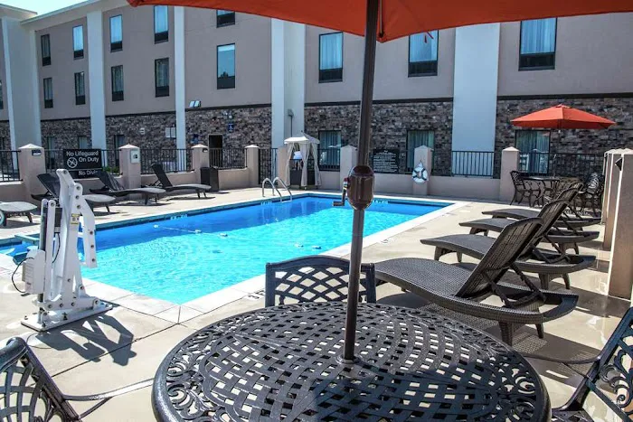 Hampton Inn Hartwell 4