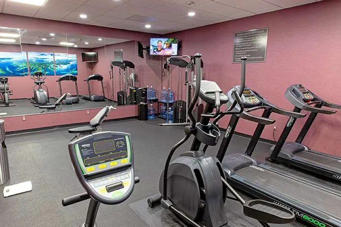 Best Western Plus Clemson Hotel & Conference Center 4
