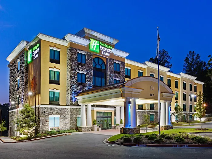 Holiday Inn Express & Suites Clemson - Univ Area by IHG 4