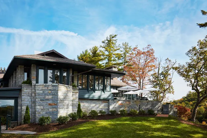 Skyline Lodge 4