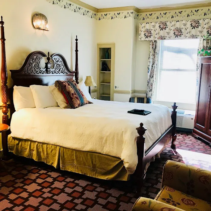 Highlands Inn 4