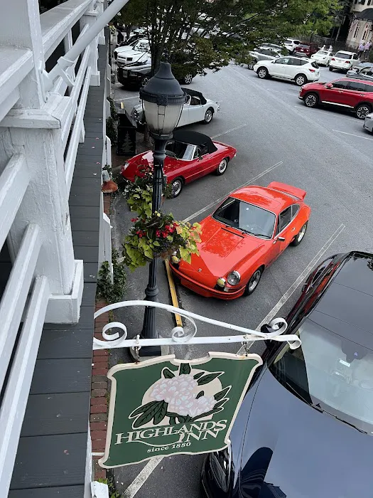 Highlands Inn 4
