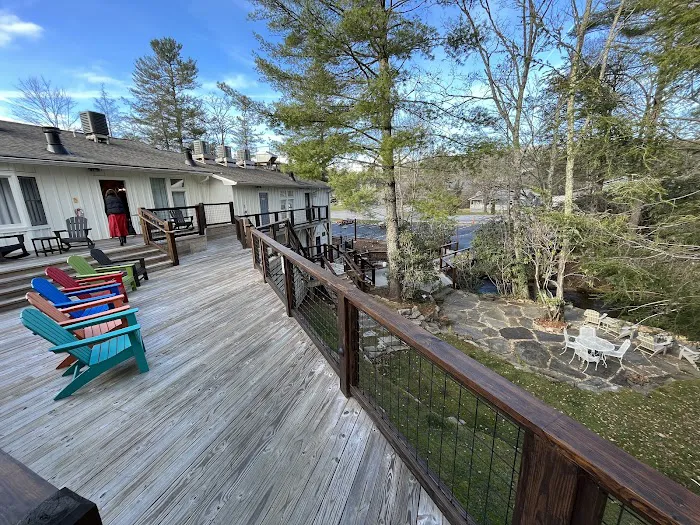 The Inn at Mill Creek 4