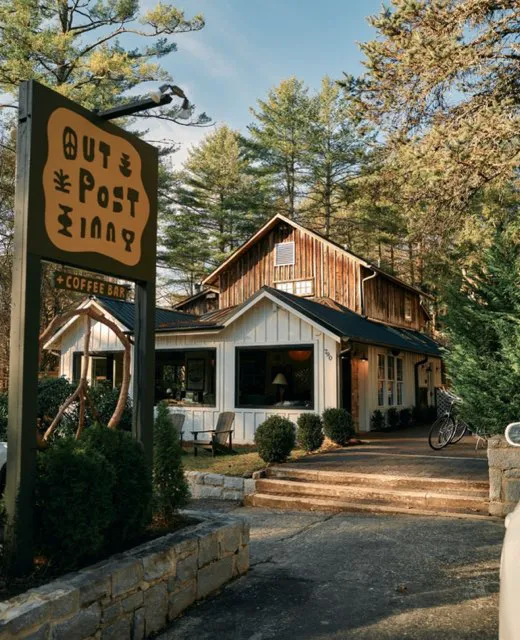 Outpost Inn Highlands 4