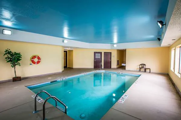 Quality Inn 4