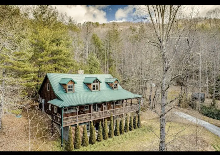 Baloo’s Mountain Cabin 4