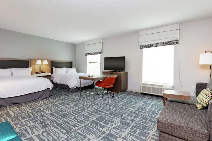 Hampton Inn Acworth 4