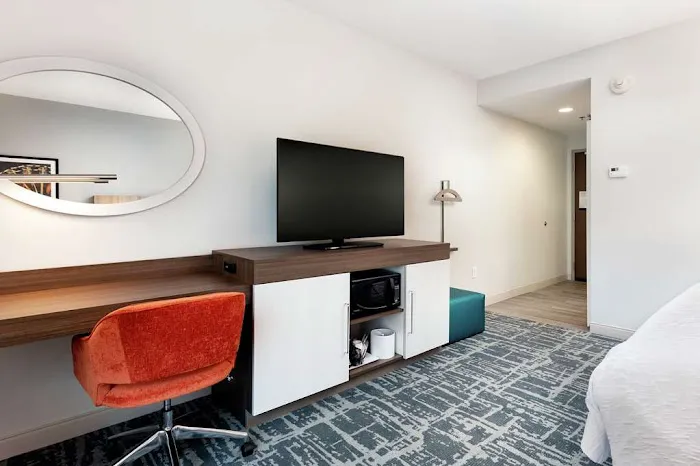 Hampton Inn Acworth 4