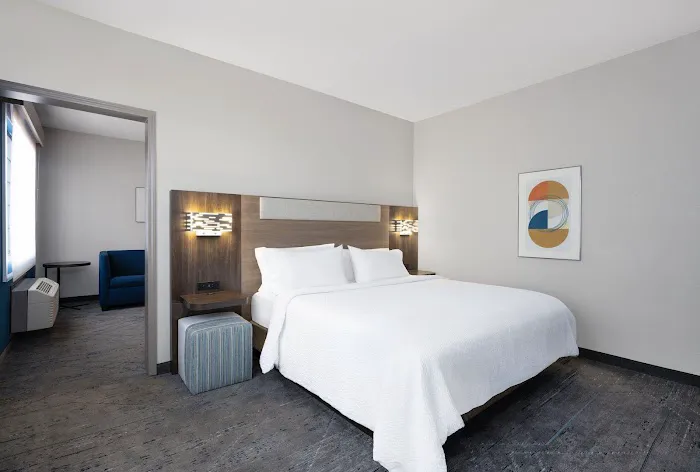 Holiday Inn Express & Suites Acworth - Kennesaw Northwest by IHG 4