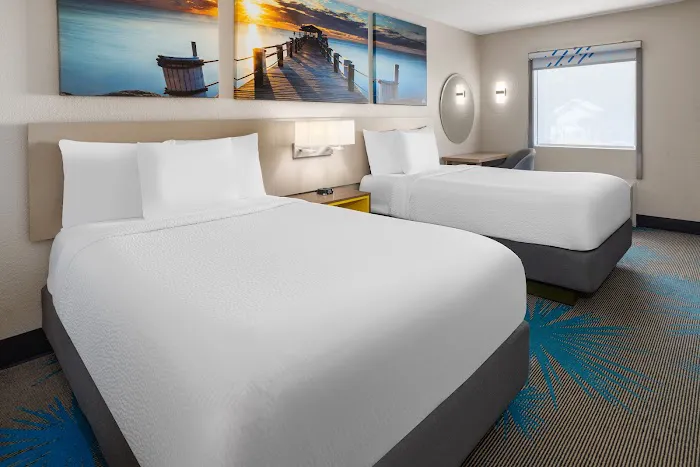 Days Inn by Wyndham Acworth 4
