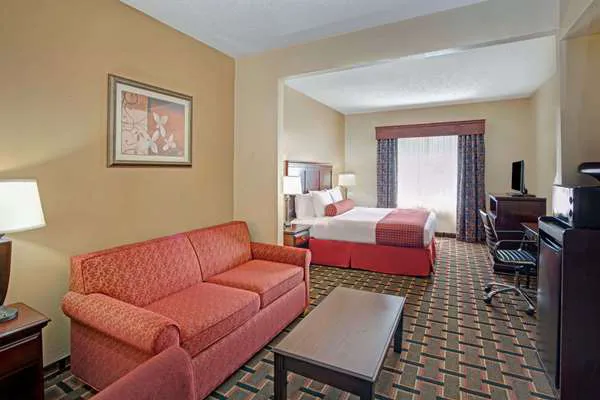 Baymont by Wyndham Kennesaw 5