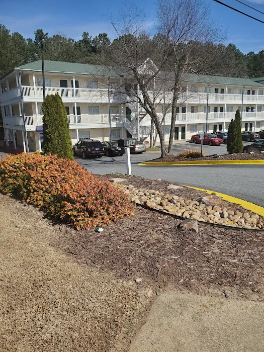 Sun Suites of Kennesaw Town Center 5