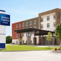 Holiday Inn Express & Suites Canton by IHG