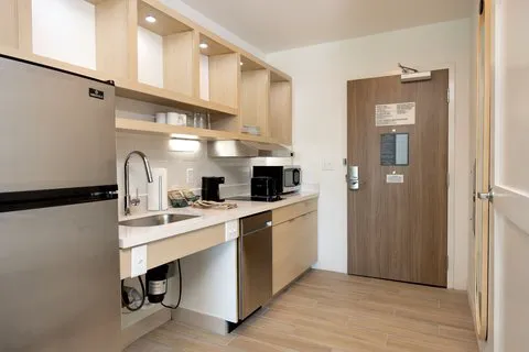 TownePlace Suites Canton Riverstone Parkway 4