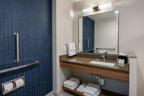 Fairfield Inn & Suites Canton Riverstone Parkway 4