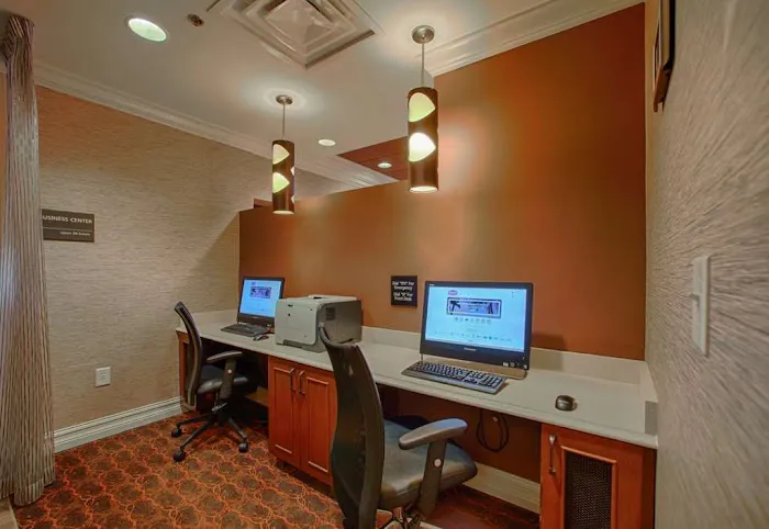 Hampton Inn Atlanta-Canton 4