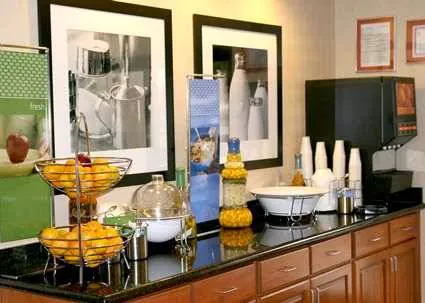 Hampton Inn Atlanta-Town Center/Kennesaw 5