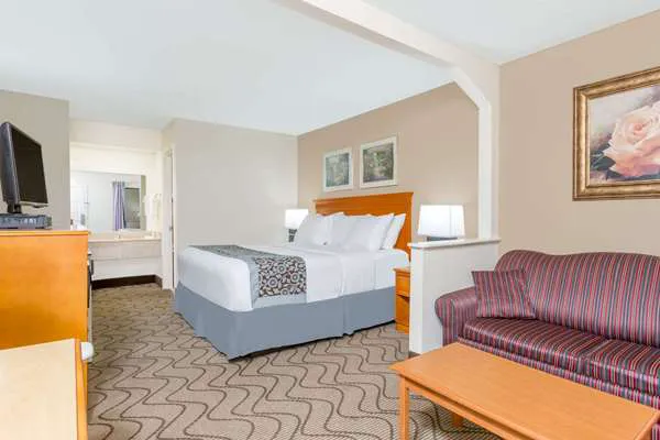 Days Inn by Wyndham Elberton 4