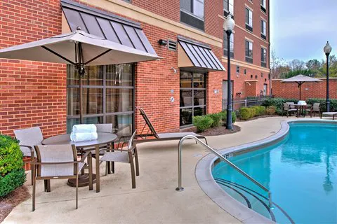 Courtyard Clemson 4