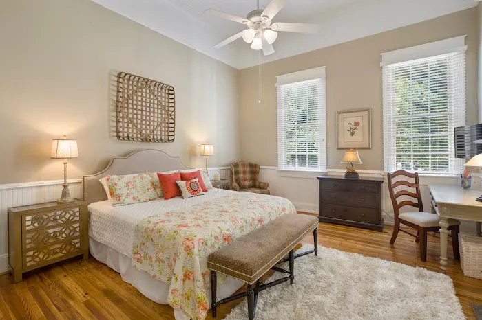 Liberty Hall Bed and Breakfast 4